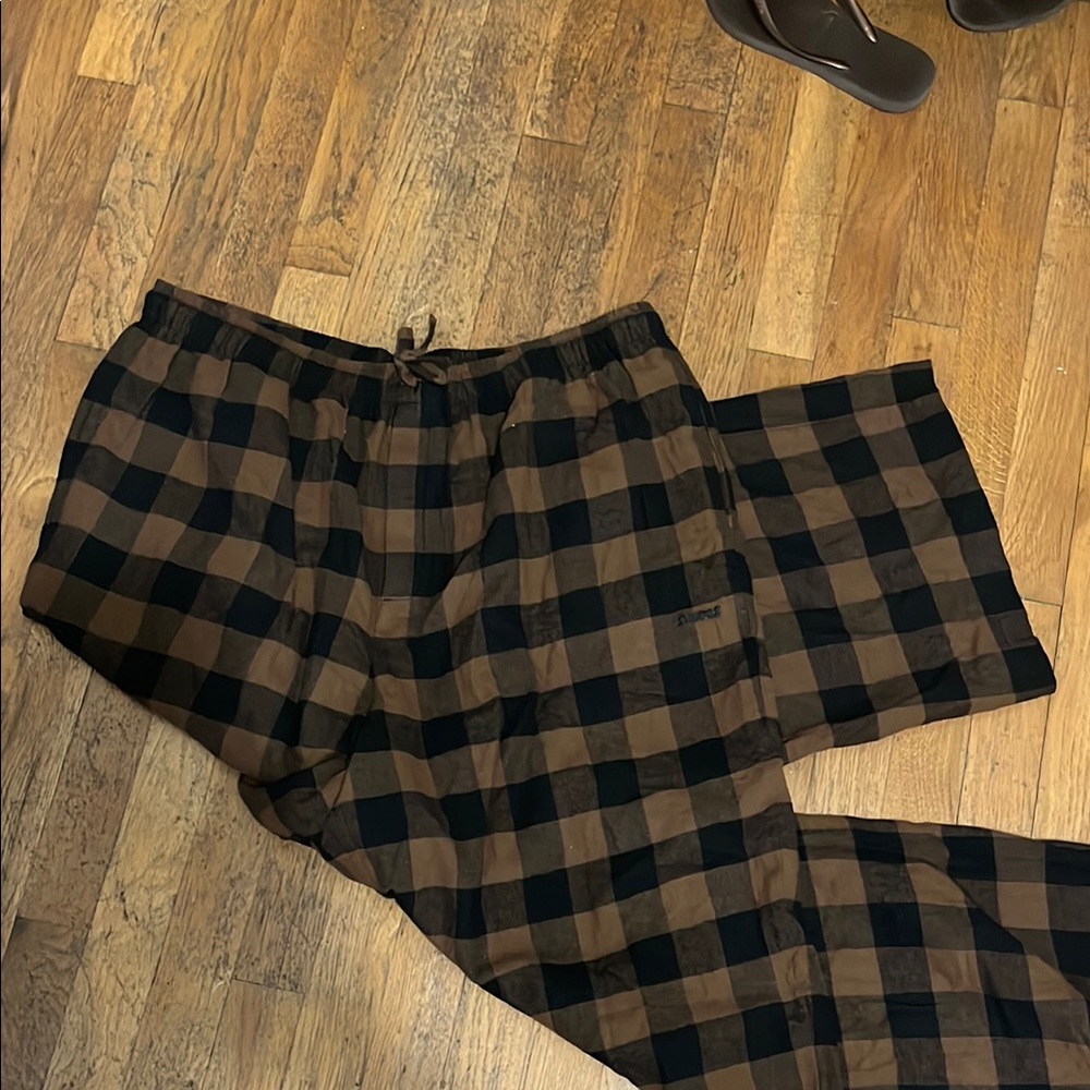 SKIMS Brown and Black Sweatpants Relaxed Fit Elastic Waist